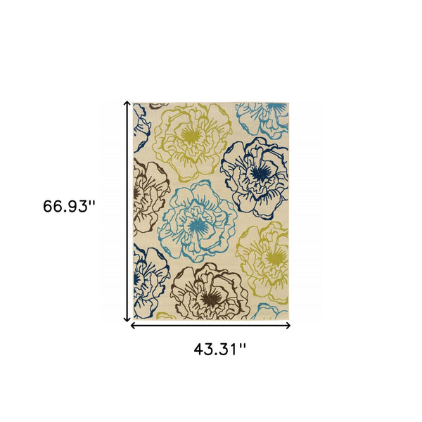Homeroots 4' X 6' Floral Stain Resistant Area Rug – Elegant Green And Ivory Design For Indoor & Outdoor Spaces 3'7" X 5'6" Polypropylene 506729