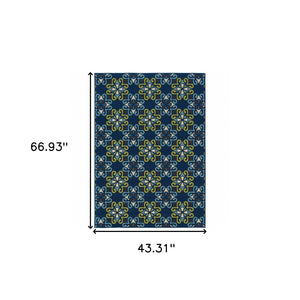 Homeroots 4' X 6' Blue And Green Floral Stain Resistant Area Rug - Perfect For Indoor & Outdoor Spaces! 3'7" X 5'6" Polypropylene 506747