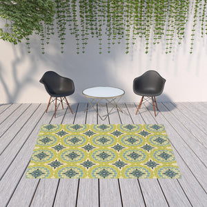 Homeroots 7' X 10' Green And Ivory Floral Stain Resistant Indoor Outdoor Area Rug Green,Ivory Polypropylene 506773