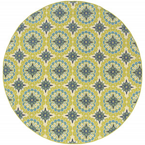 Homeroots 8' X 8' Green And Ivory Round Floral Stain Resistant Indoor Outdoor Area Rug Green,Ivory Polypropylene 506776
