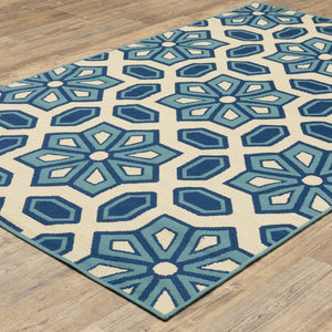 Homeroots 4' X 6' Ivory And Blue Geometric Stain Resistant Indoor Outdoor Area Rug - Stylish, Durable Comfort! 3'7" X 5'6" Polypropylene 506780