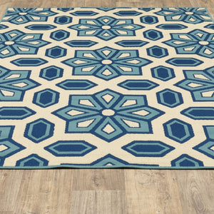 Homeroots 4' X 6' Ivory And Blue Geometric Stain Resistant Indoor Outdoor Area Rug - Stylish, Durable Comfort! 3'7" X 5'6" Polypropylene 506780
