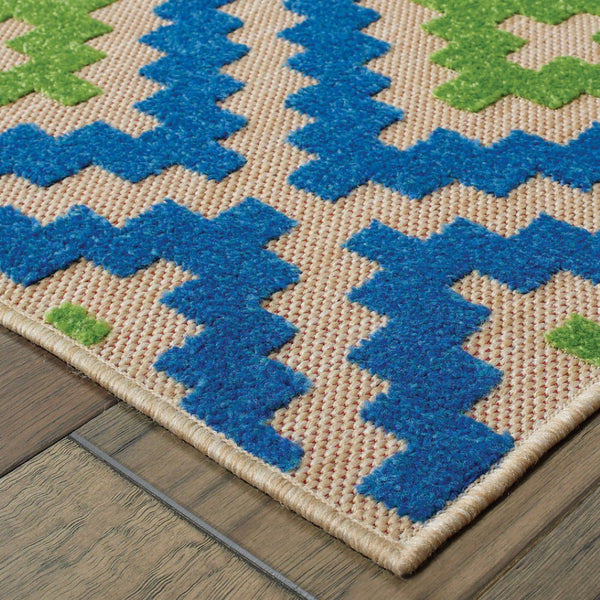 HomeRoots 5' Blue and Beige Geometric Indoor Outdoor Area Rug - Durable, Stain-Resistant, Modern Design for All Spaces 9'10" x 12'10" 506791