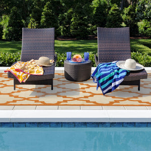 HomeRoots 5' Green Geometric Indoor/Outdoor Area Rug - Stain Resistant, Modern Style for High-Traffic Spaces Sand/ Orange 5'3" x 7'6" 506812