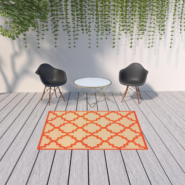 Homeroots 5' X 8' Orange Geometric Stain Resistant Indoor Outdoor Area Rug Sand,Orange Polypropylene 506812