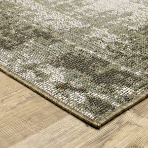 Homeroots 10' X 13' Green And Ivory Abstract Stain Resistant Indoor Outdoor Area Rug  Polypropylene 506862
