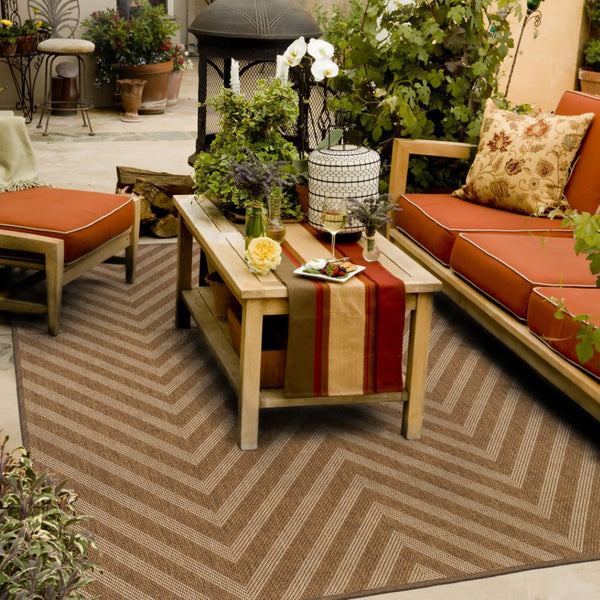 HomeRoots 5' Tan Geometric Area Rug - Stain-Resistant Design for Indoor & Outdoor Use, Easy to Clean & Maintain 5'3" x 7'6" 506881