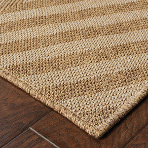 HomeRoots 5' Tan Geometric Area Rug - Stain-Resistant Design for Indoor & Outdoor Use, Easy to Clean & Maintain 6'7" x 9'6" 506882
