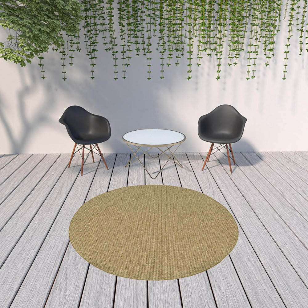 HomeRoots 5' Indoor Outdoor Area Rug - Tan, Stain Resistant, Durable & Versatile for High-Traffic Spaces 7'10" Round 506900