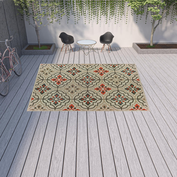 Homeroots 10' X 13' Gray Geometric Stain Resistant Indoor Outdoor Area Rug Grey,Orange Polypropylene 506976