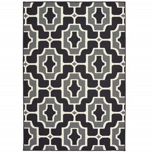 Homeroots 4' X 6' Black And Gray Geometric Stain Resistant Area Rug For Stylish Indoor And Outdoor Spaces 3'7" X 5'6" Polypropylene 506998