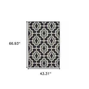 Homeroots 4' X 6' Black And Gray Geometric Stain Resistant Area Rug For Stylish Indoor And Outdoor Spaces 3'7" X 5'6" Polypropylene 506998