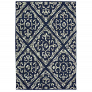 Homeroots 4' Blue And Ivory Geometric Stain Resistant Area Rug - Perfect For Indoor Or Outdoor Spaces! 3'7" X 5'6" Polypropylene 507025