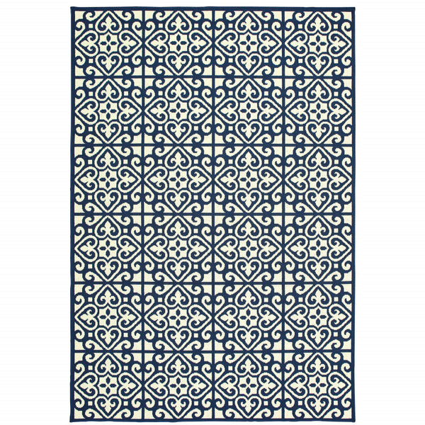 Homeroots 4' X 6' Stylish Ivory And Blue Geometric Stain Resistant Area Rug For Indoor & Outdoor Spaces 3'7" X 5'6" Polypropylene 507043
