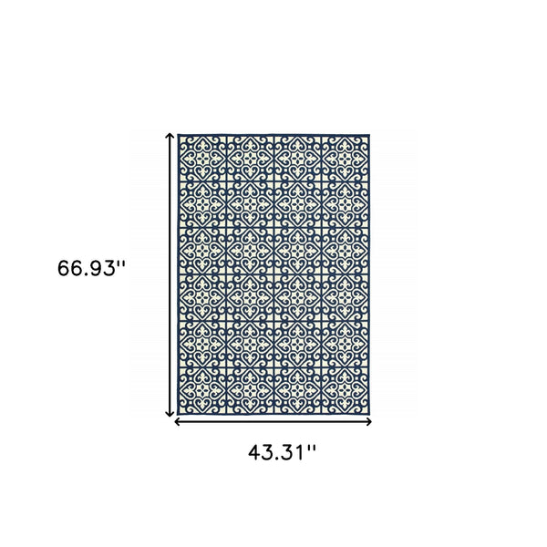 Homeroots 4' X 6' Stylish Ivory And Blue Geometric Stain Resistant Area Rug For Indoor & Outdoor Spaces 3'7" X 5'6" Polypropylene 507043