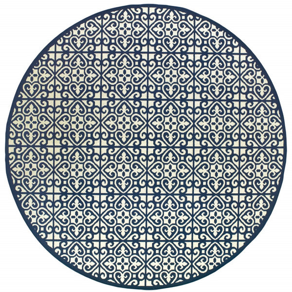 HomeRoots 5' Indoor Outdoor Area Rug in Ivory and Blue – Stylish Geometric Design, Durable, Stain Resistant 7'10" Round 507048