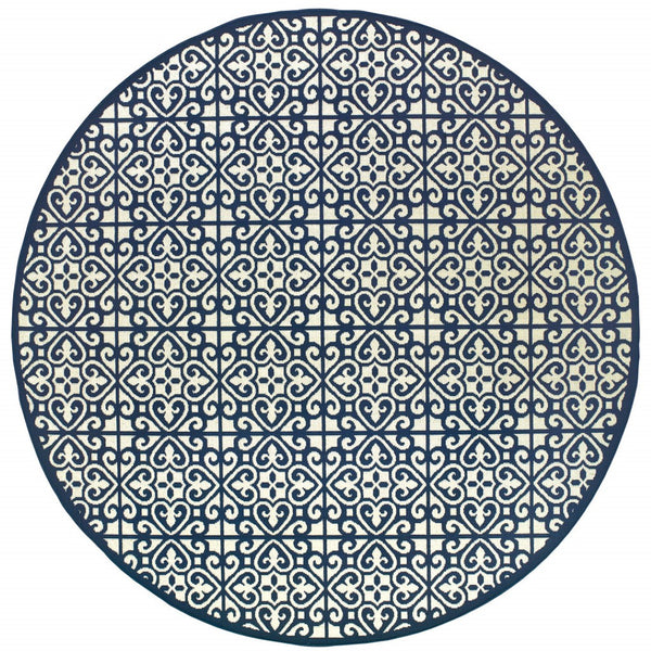 HomeRoots 5' Indoor Outdoor Area Rug in Ivory and Blue – Stylish Geometric Design, Durable, Stain Resistant 7'10" Round 507048
