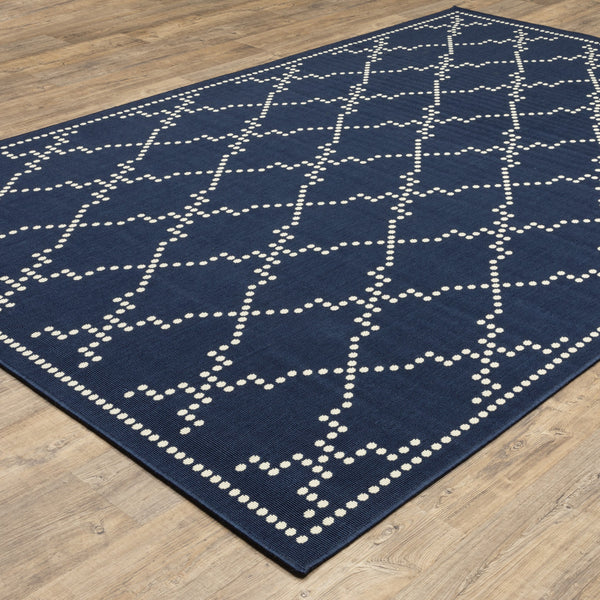Homeroots 4' Blue And Ivory Geometric Stain Resistant Area Rug – Perfect For Indoor And Outdoor Spaces! Navy,Ivory Polypropylene 507070