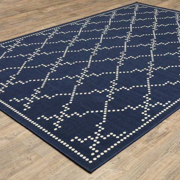 HomeRoots 5' Indoor Outdoor Geometric Area Rug - Stain Resistant Blue and Ivory Design for Versatile Spaces Navy/ Ivory 6'7" x 9'6" 507072