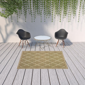HomeRoots 5' Indoor Outdoor Geometric Area Rug - Stain Resistant Blue and Ivory Design for Versatile Spaces Tan/ Ivory 5'3" x 7'6" 507080
