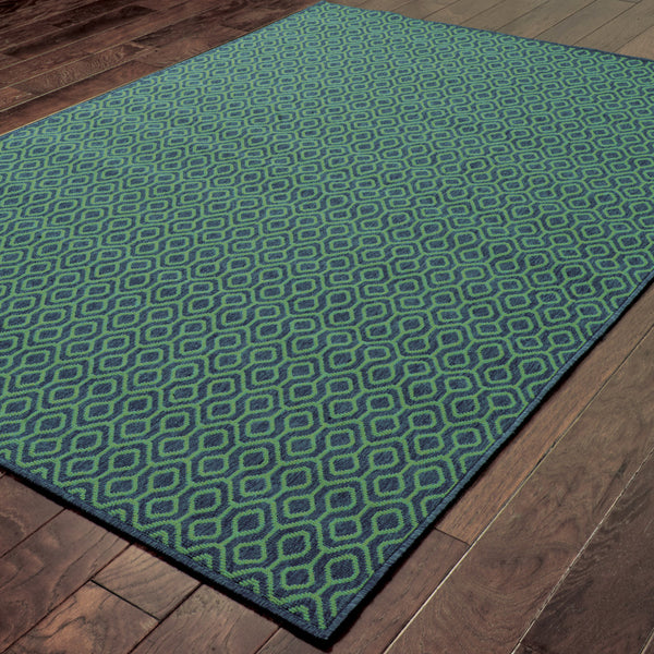 Homeroots 4' X 6' Blue And Green Geometric Stain Resistant Area Rug - Perfect For Indoor & Outdoor Spaces! 3'7" X 5'6" Polypropylene 507095