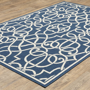 Homeroots 4' Blue And Ivory Geometric Stain Resistant Area Rug - Perfect For Indoor & Outdoor Spaces! 3'7" X 5'6" Polypropylene 507103