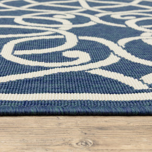 HomeRoots 5' Blue and Ivory Geometric Area Rug – Stain Resistant, Stylish Design for High-Traffic Spaces 5'3" x 7'6" 507104