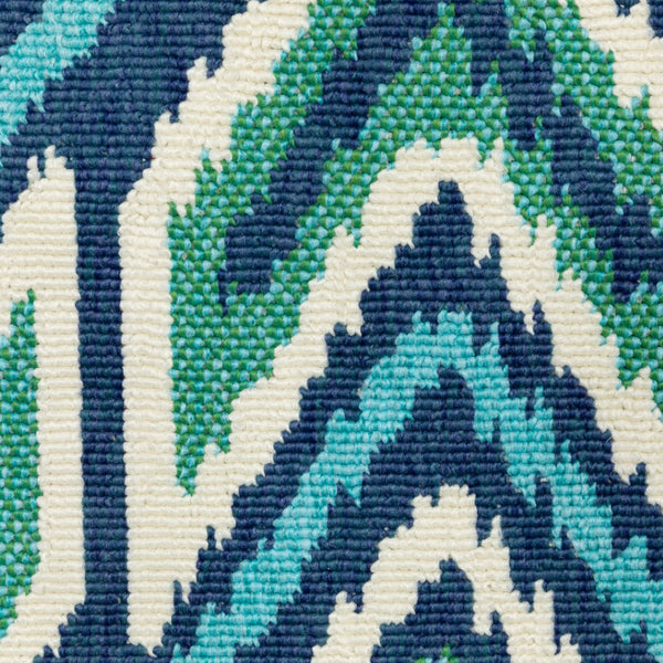 HomeRoots 5' Blue and Ivory Geometric Area Rug - Stain Resistant, Indoor/Outdoor, Perfect for High Traffic Areas 6'7" x 9'6" 507113