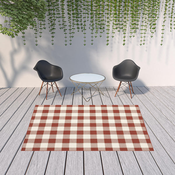 Homeroots 7' X 10' Red And Ivory Geometric Stain Resistant Indoor Outdoor Area Rug Red,Ivory Polypropylene 507129