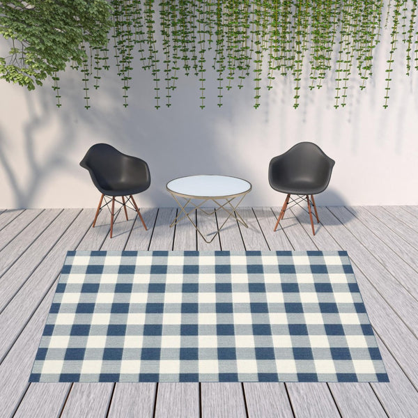 HomeRoots 5' Timeless Indoor Outdoor Area Rug - Durable, Stylish Design Perfect for Patios, Kitchens, and More Blue/ Ivory 7'10" x 10'10" 507138