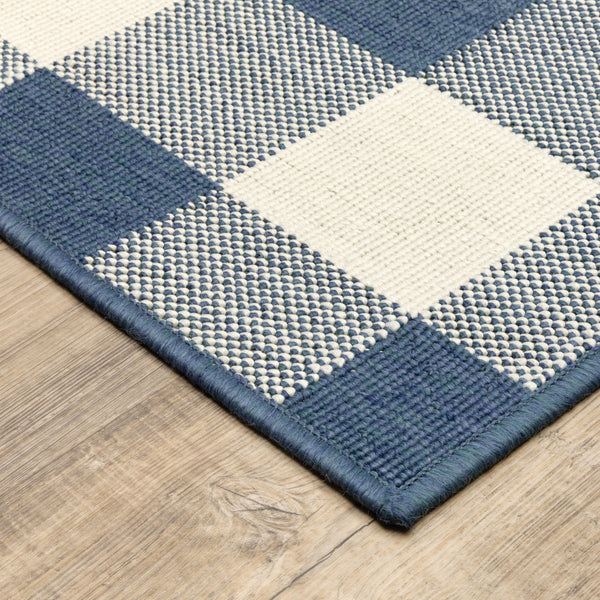 Homeroots 8' X 11' Blue And Ivory Geometric Stain Resistant Indoor Outdoor Area Rug Blue,Ivory Polypropylene 507138