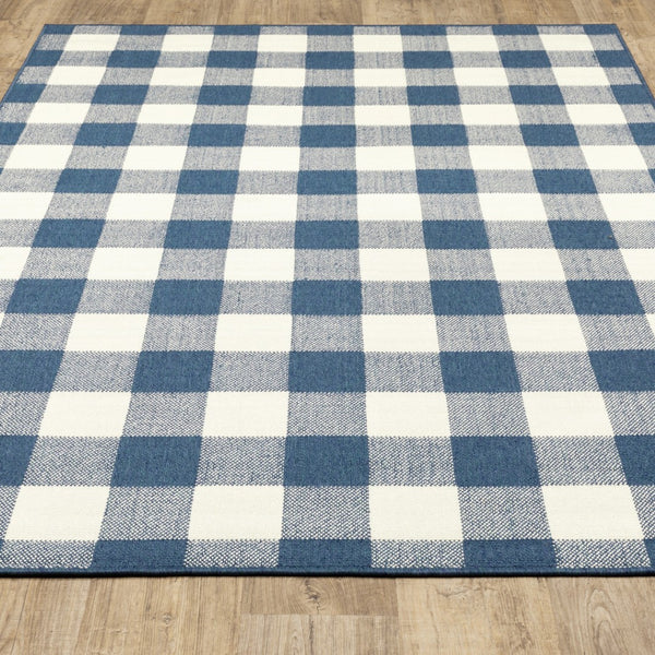 HomeRoots 5' Timeless Indoor Outdoor Area Rug - Durable, Stylish Design Perfect for Patios, Kitchens, and More Blue/ Ivory 7'10" x 10'10" 507138