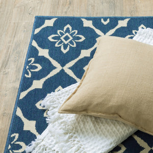 HomeRoots 5' Blue and Ivory Floral Area Rug - Stain Resistant, Durable Design for Indoor and Outdoor Spaces 6'7" x 9'6" 507161