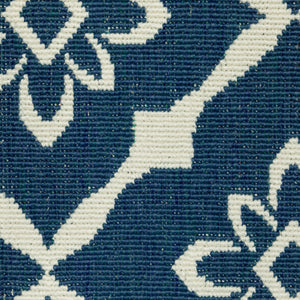 HomeRoots 5' Blue and Ivory Floral Area Rug - Stain Resistant, Durable Design for Indoor and Outdoor Spaces 7'10" Round 507164