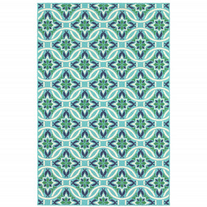 Homeroots 4' Blue And Green Geometric Indoor Outdoor Rug - Stain Resistant, Stylish, And Perfect For Pets! 3'7" X 5'6" Polypropylene 507167