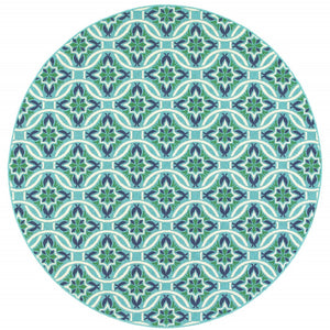 HomeRoots 5' Geometric Indoor/Outdoor Area Rug in Blue and Green - Stain Resistant, Durable, Modern Design 7'10" Round 507172