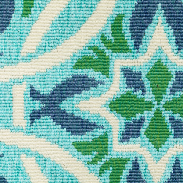 HomeRoots 5' Geometric Indoor/Outdoor Area Rug in Blue and Green - Stain Resistant, Durable, Modern Design 7'10" Round 507172