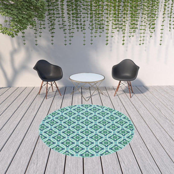 HomeRoots 5' Geometric Indoor/Outdoor Area Rug in Blue and Green - Stain Resistant, Durable, Modern Design 7'10" Round 507172