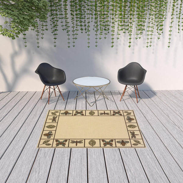 HomeRoots 5' Contemporary Brown and Ivory Abstract Stain-Resistant Area Rug for Indoor and Outdoor Use 5'3" x 7'6" 507201