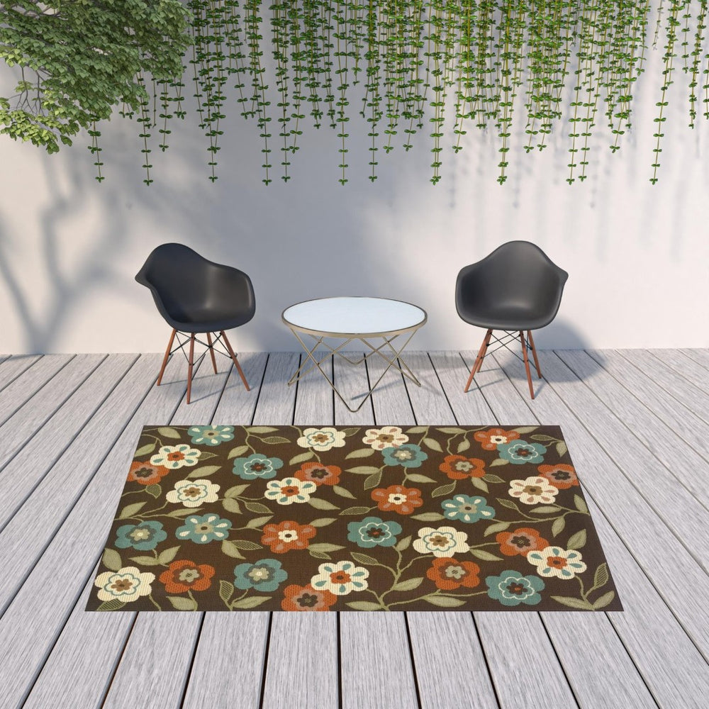 HomeRoots 5' Elegant Floral Stain Resistant Area Rug for Indoor & Outdoor Use - Durable, Easy Care, Versatile Style Brown/ Ivory 6'7" x 9'6" 507211