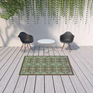 Homeroots 5' X 8' Blue Oriental Stain Resistant Indoor Outdoor Area Rug  Polypropylene 507228