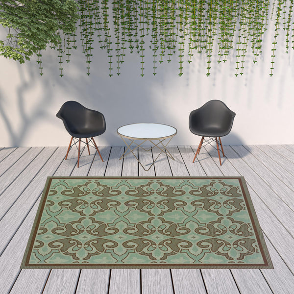 Homeroots 8' X 11' Blue Oriental Stain Resistant Indoor Outdoor Area Rug  Polypropylene 507230