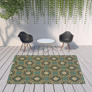 HomeRoots 7' Stylish Stain-Resistant Floral Area Rug for Indoor & Outdoor Use - Perfect for High-Traffic Spaces Blue/ Ivory 7'10" x 10'10" 507257