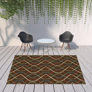 HomeRoots 5' Stylish Brown and Ivory Geometric Stain-Resistant Area Rug for Indoor and Outdoor Use 7'10" x 10'10" 507266