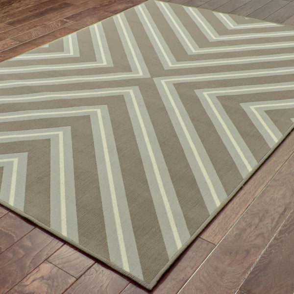 HomeRoots 9' Blue and Gray Geometric Area Rug – Stain Resistant, Durable for Indoor & Outdoor High-Traffic Use 507294