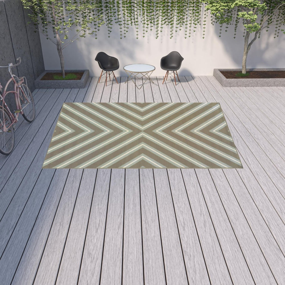 HomeRoots 9' Blue and Gray Geometric Area Rug – Stain Resistant, Durable for Indoor & Outdoor High-Traffic Use 507294