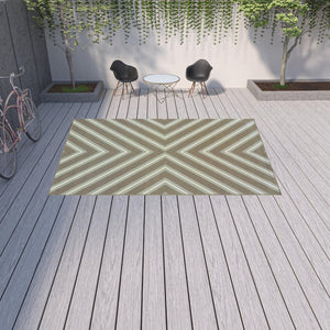 HomeRoots 9' Blue and Gray Geometric Area Rug – Stain Resistant, Durable for Indoor & Outdoor High-Traffic Use 507294