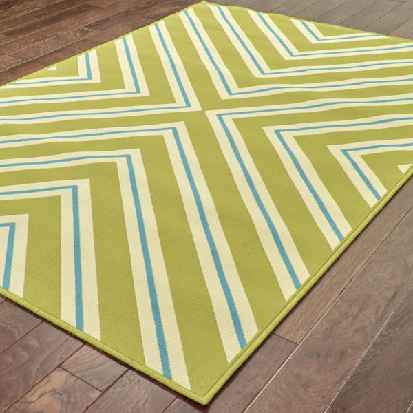Homeroots 9' X 13' Blue And Green Geometric Stain Resistant Indoor Outdoor Area Rug  Polypropylene 507321