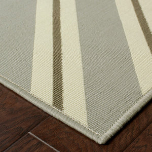 HomeRoots 9' Geometric Gray and Ivory Indoor-Outdoor Area Rug - Stain Resistant, Durable, Easy Maintenance Design 507330
