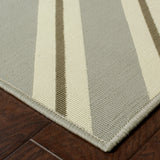 Homeroots 9' X 13' Gray And Ivory Geometric Stain Resistant Indoor Outdoor Area Rug  Polypropylene 507330